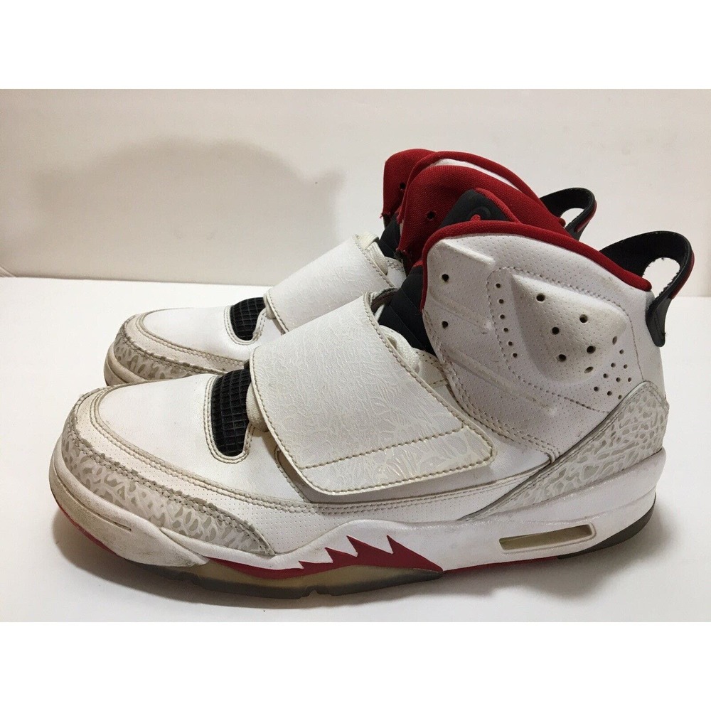 Air Jordan Concord Retro 2016 Men's Size 9.5 U.S. 512245-112 Eur 43 Red White